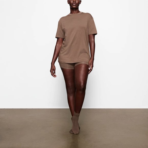 SKIMS Tops - SKIMS Boyfriend T-Shirt in Oxide Size Large